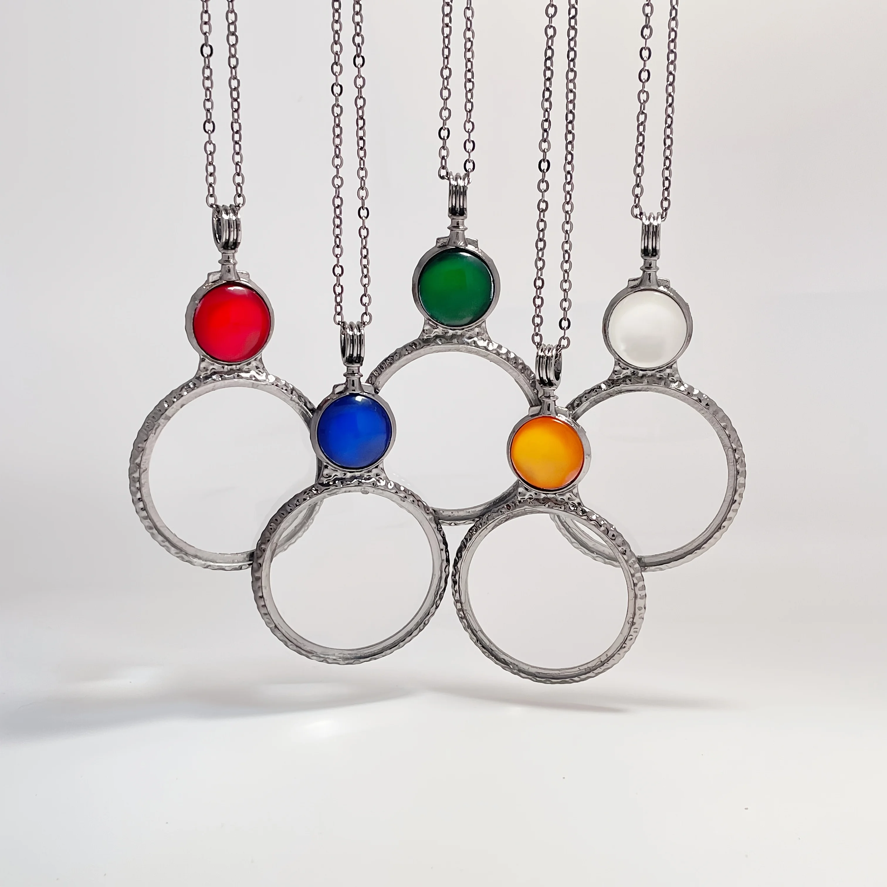 1pc Metal Magnifying Glass Pendant Reader Text Magnifying Glass Sweater Chain Pendant Magnifying Glass Elders Gift