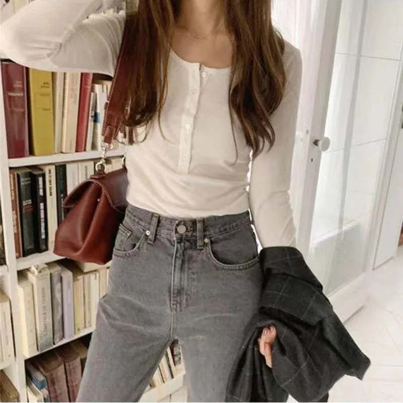 American Long Sleeve T-Shirt Women Y2K Autumn Streetwear Button Up Knitwear Female Fashion Slim V Neck Bottoming Pullover