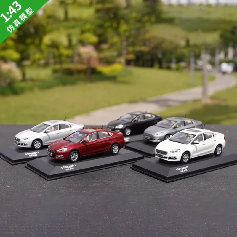 Diecast Fiat Viaggio 합금 모터 차량 모델, 완성 시뮬레이션 컬렉션, 자동차 선물 장난감, 정적 디스플레이, 1:43 체중계