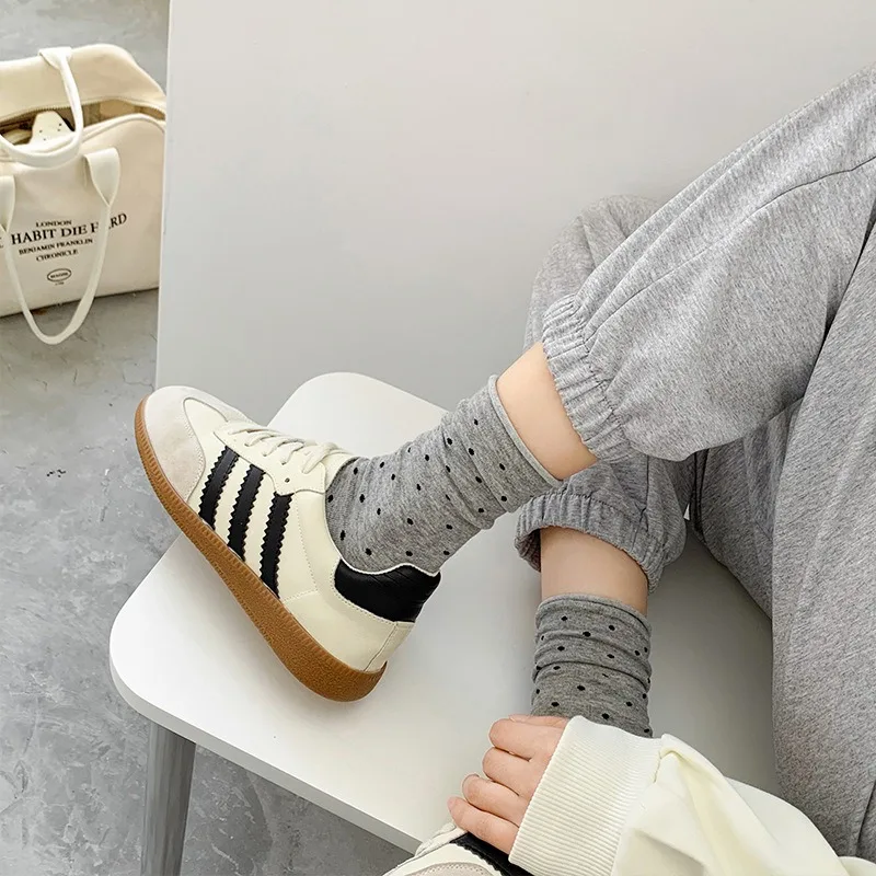 6켤레 도트 무늬 여학생용 귀여운 대학생 스타일 롤업 엣지 중목 양말 여성용 가을 면 중목 양말