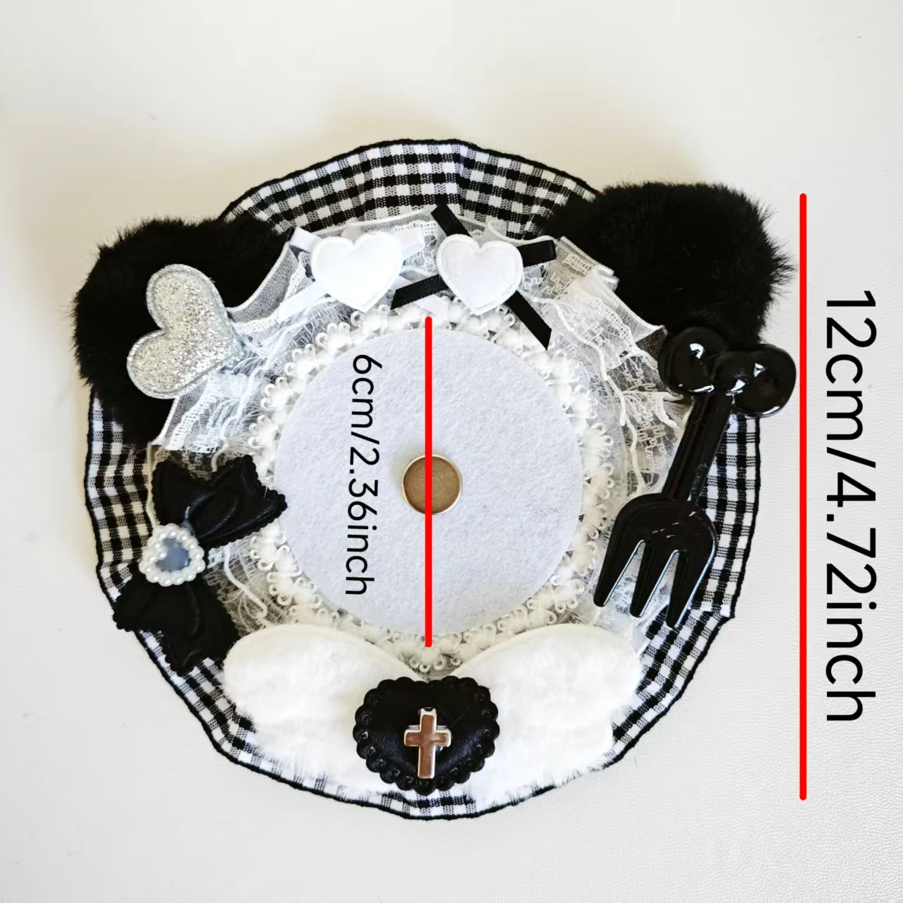 Badge Holder with Colorful Stand, Anime Magnetic Brooch, Cartoon Storage for Office, Wings, Spoon, Heart Element Combination