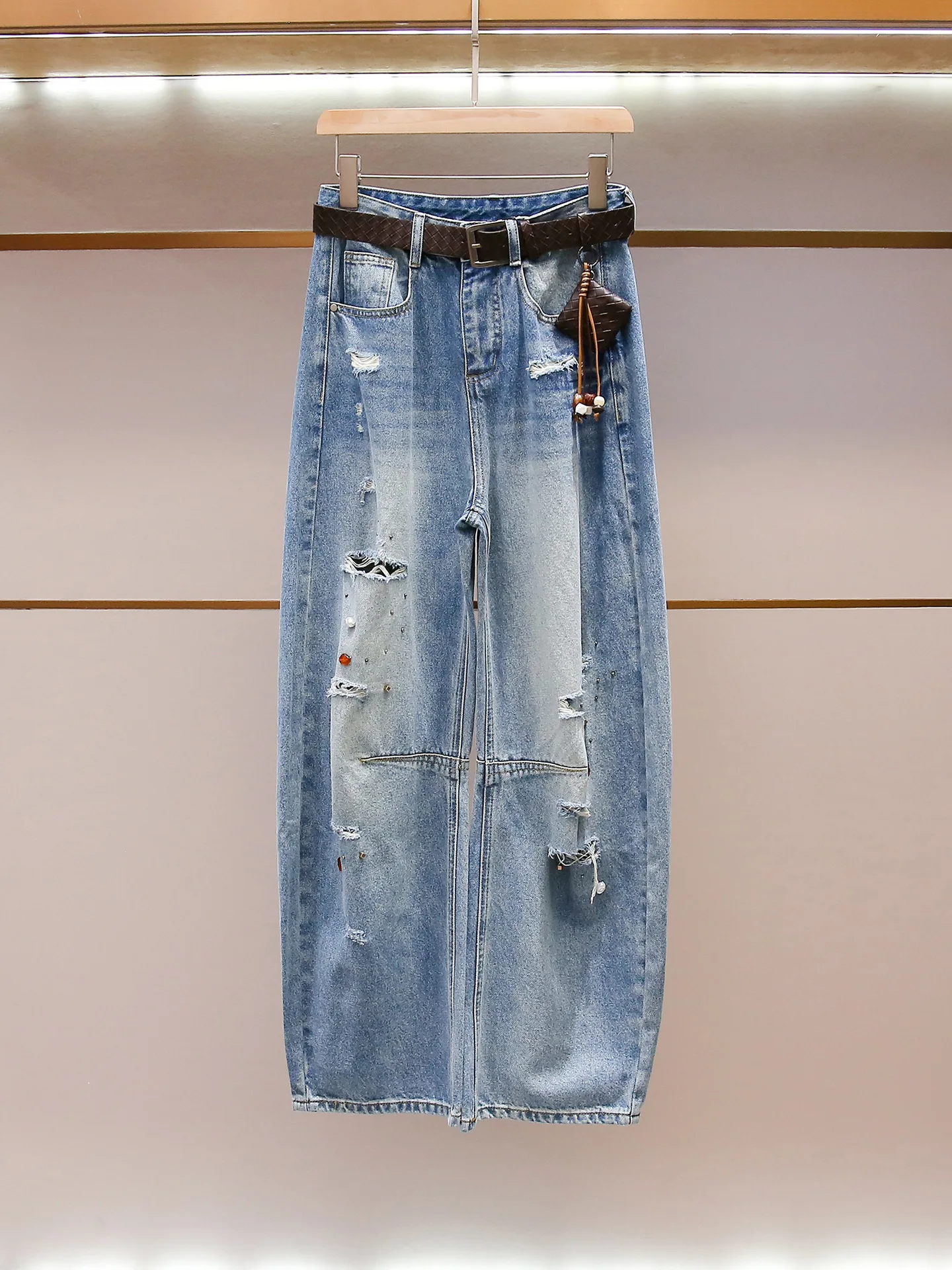High-end Women's Clothing Spring New Locomotive Style Spice Girl Design Sense Printing A Word High Waist Jeans Women