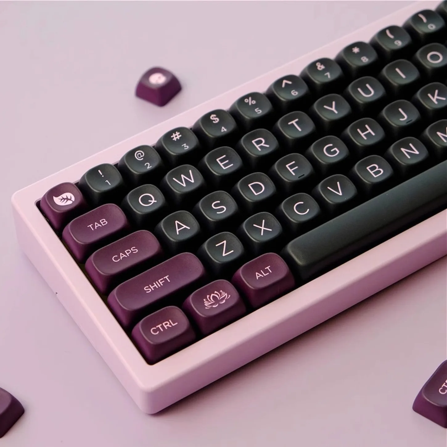 MOA Keychain Kit PBT 126 Key Suitable for 60/64/84/98/108 Gaming Mechanical Keyboard MX Switch Personalized Keyboard
