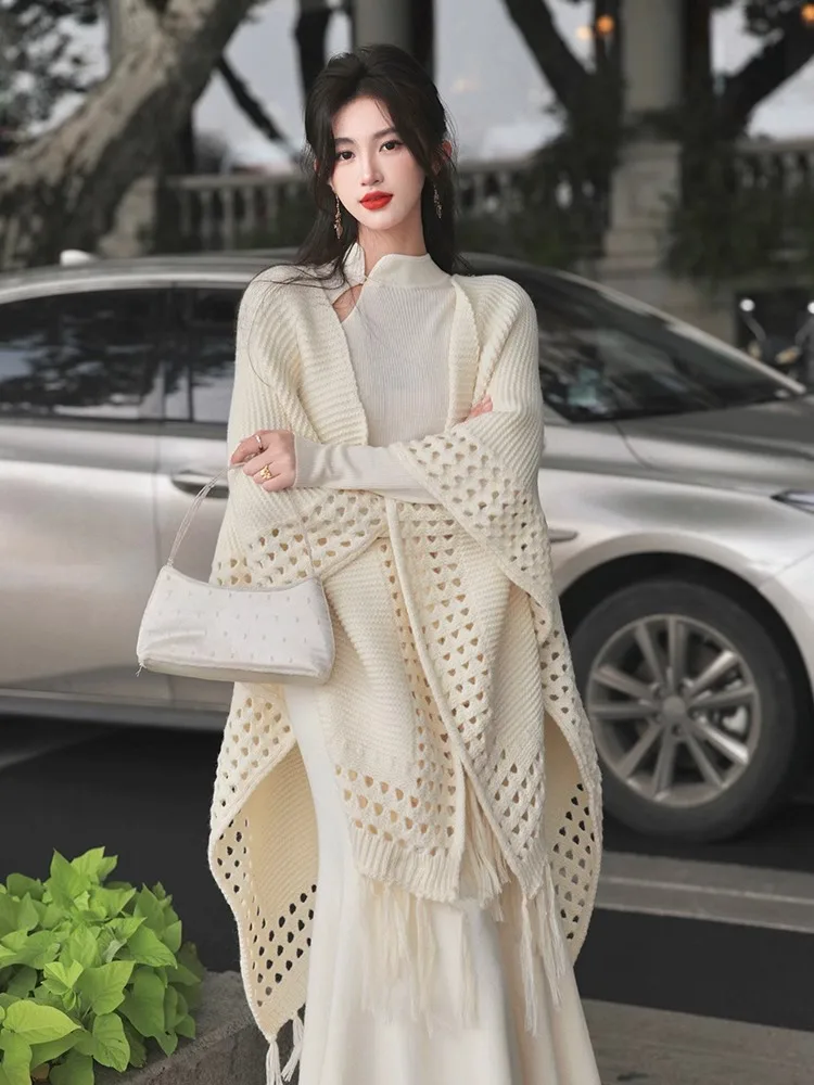 

Fashion Artsy Slouchy Chic Knit Cardigan Cape Women Autumn Winter Shawl Wraps Hollow Out Long Tassels Hem Thick Cloak Outerwear