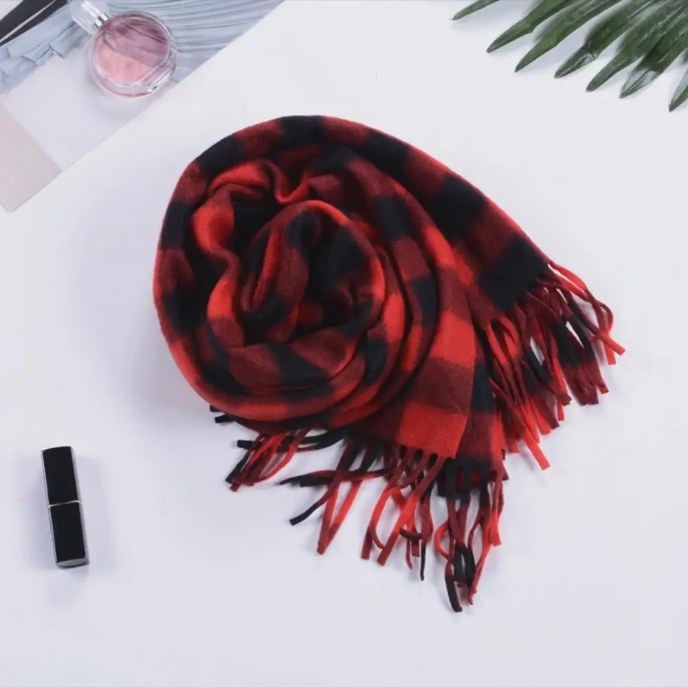 Versatile Double-sided Wrap Scarf Soft Plaid Scarf with Tassels Plaid Pattern Double-sided Velvet Adult Scarf for Men for Warmth