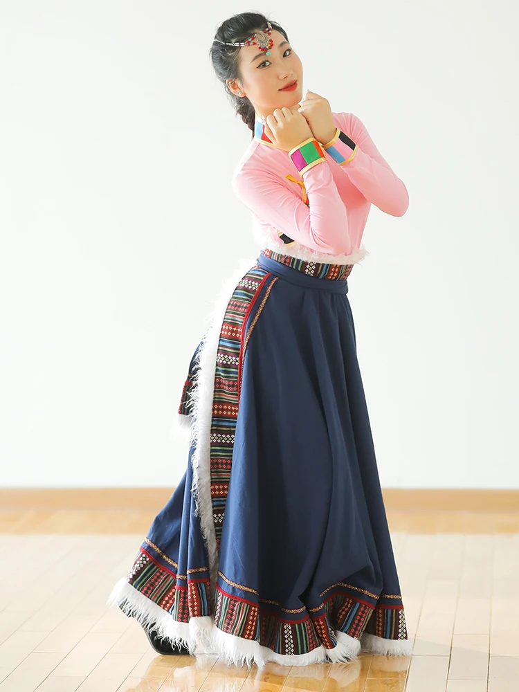 

Chinese folk dance costumeAdult Top Women's Large Swing Skirt New Performance Exercise Clothing Repertoire Ethnic Minority