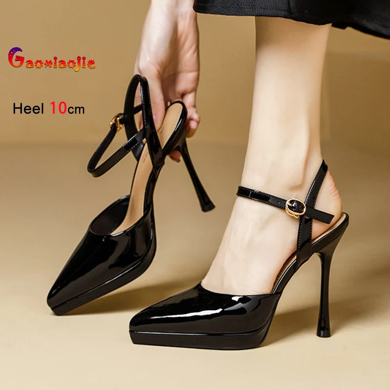 

Черные лакированные кожаные сандалии Baotou для женщин, на тонком каблуке 10 см, с ремешком на щиколотке, летние, с острым носком, классические, для офиса и работы.