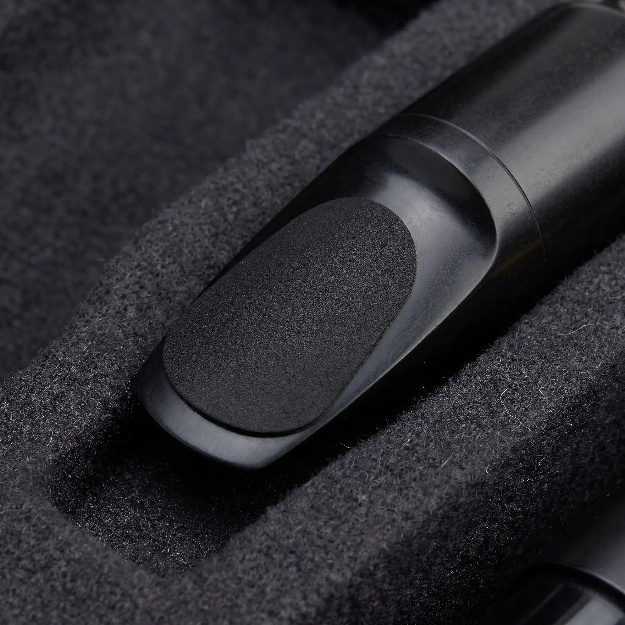 15Sheets Saxophone Mouthpiece Cushion Pads 0.8mm Thick Self Adhesive Oval Sax Tenor Alto Mouthpiece Pads for Comfort