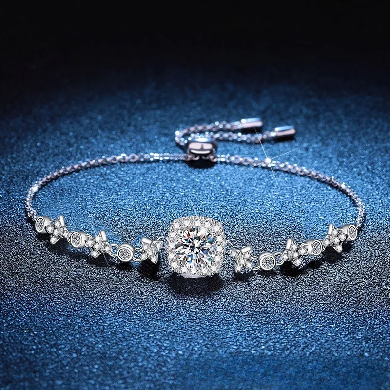 

S925 Platinum Plated Square Halo Bracelet 1ct Moissanite Moon Star Design Exquisite Craftsmanship Jewelry for Women