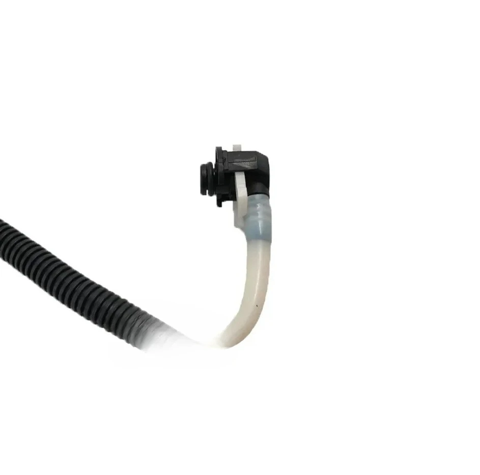 Części samochodowe Przewód paliwowy silnika Przewód powrotny paliwa 6110702032 6110707632