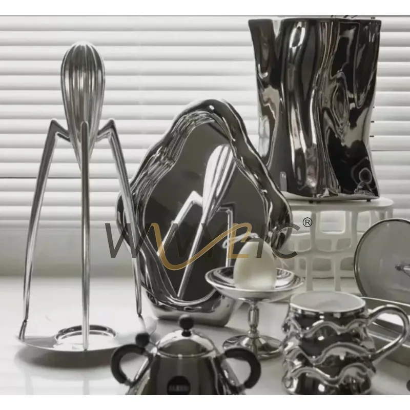 Silver Metal Fruit Squeezer Ornament Home Kitchen Table Decor
