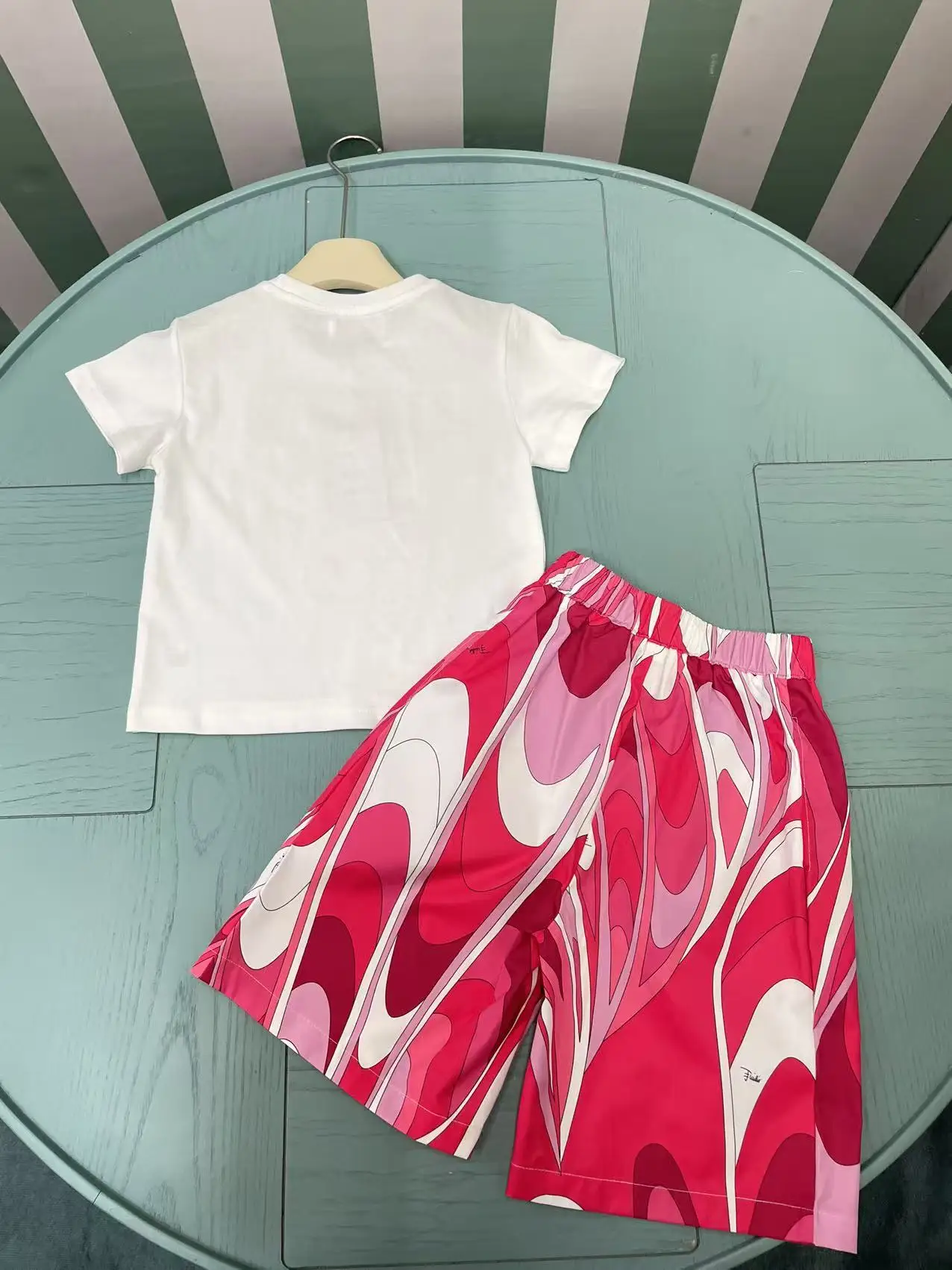 Infant Girls Summer 2 Piece Suit White Crew Neck Tee Letter Fish Graphic & Pink Abstract Wave Printed Shorts Kids Casual Outfit