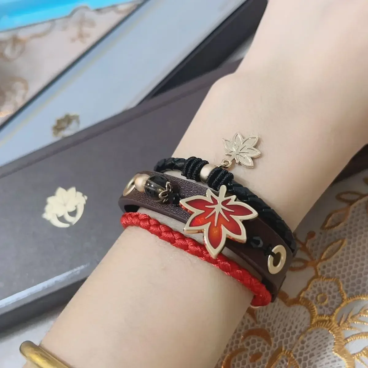 Genshin Impact Kaedehara Kazuha Cosplay Bracelet Figure Pvc Model Anime Character Periphery Collection Desktop Display Gift Toys