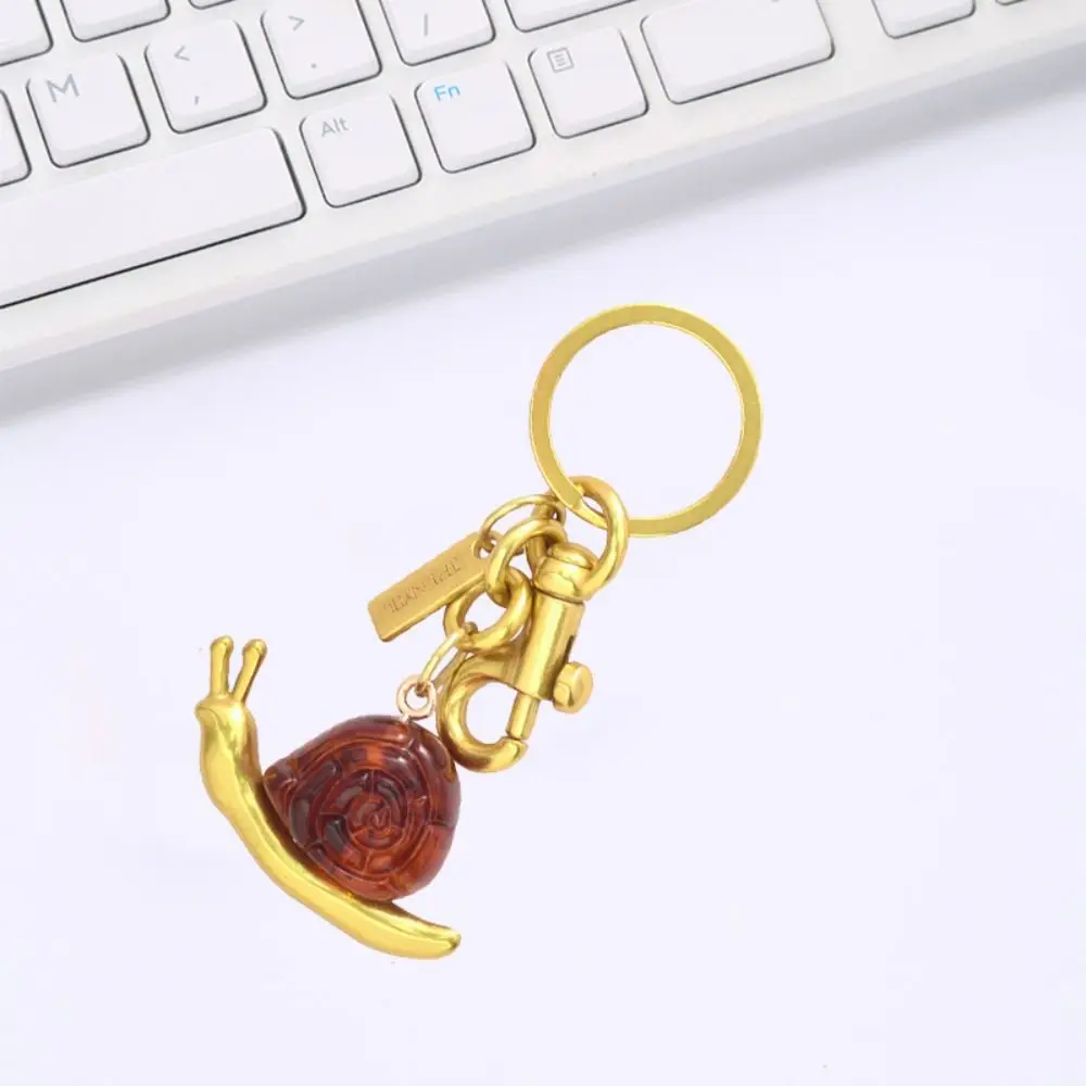 Bag Charm Snail Shaped Simulation Pendant Decoration Anti-Lost Resin Snail Keyring Trinket Multi-Functional