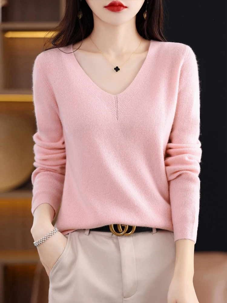 2024 merino wool ladies autumn and winter new solid color V-neck long-sleeved first-line ready-to-wear loose knit sweater