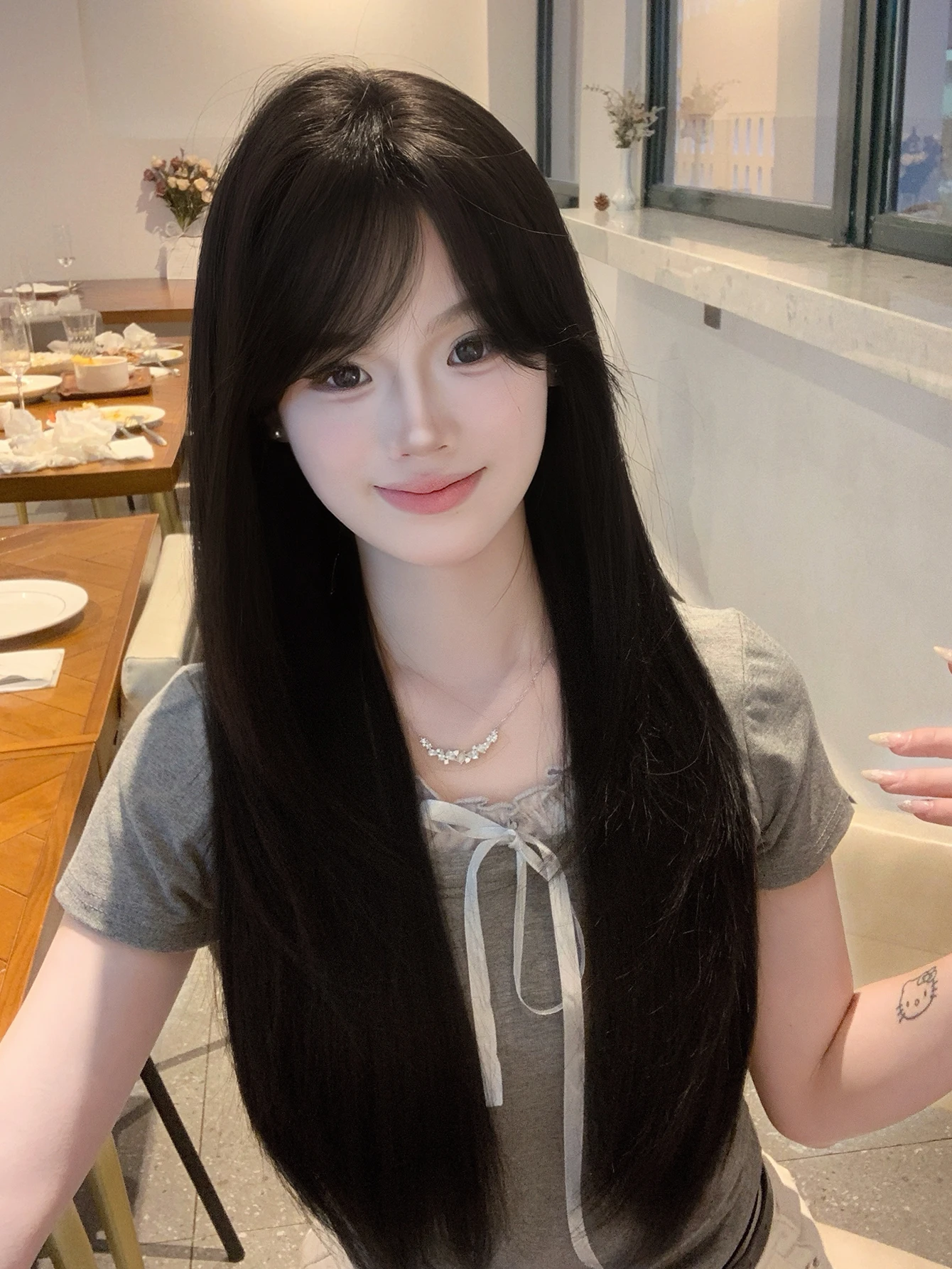 28Inch Black Color Lovely Lady Synthetic Wigs Middle Part Long Straight Hair Wig For Women Daily Use Cosplay Drag Heat Resistant