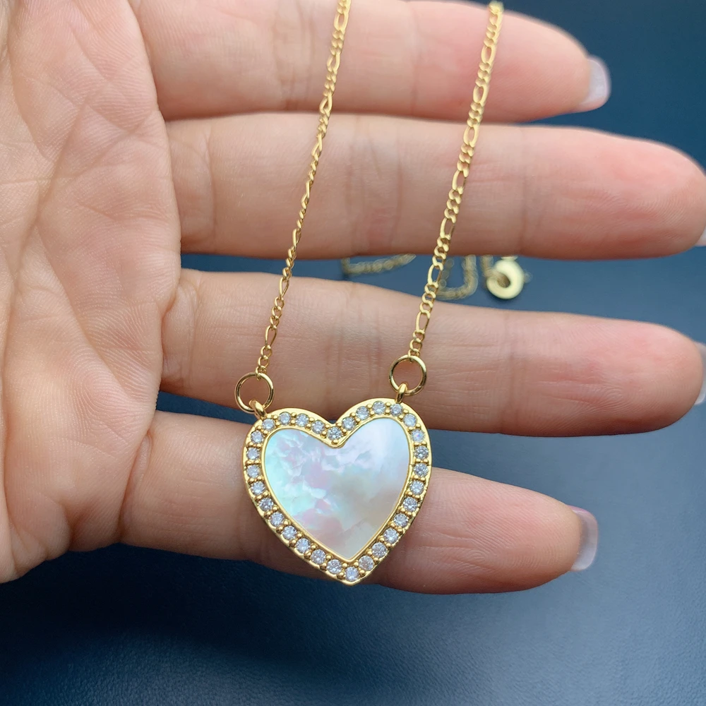 

Love Heart Pendant Necklace For Women Fashion Zircon Natural Mother of Pearl Shell Charm Figaro Chain Jewelry