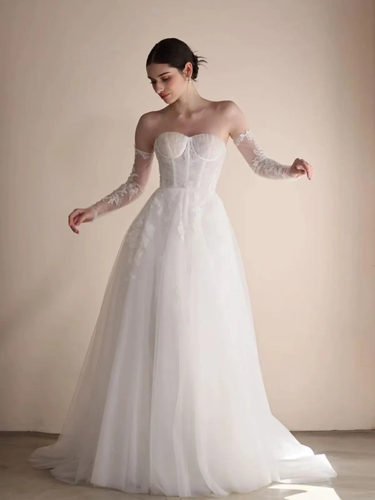 Personalizado requintado a linha de renda querida tule vestidos de casamento fora do ombro apliques graciosos mangas compridas vestido de noiva