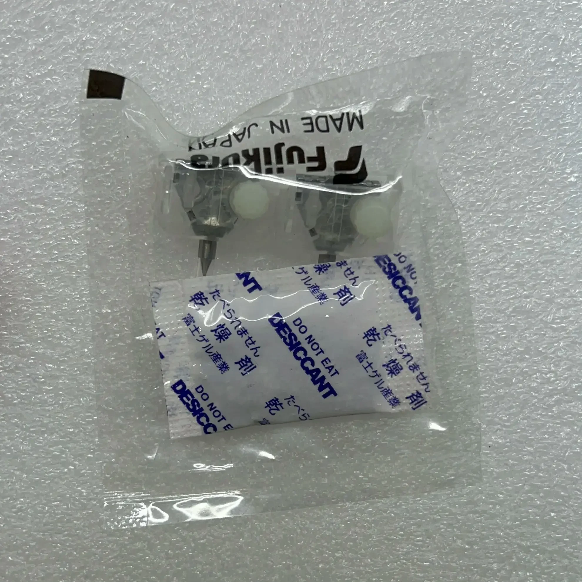 

ELCT2-16B for FSM-88S 90S 88R 90R 26S 27S 28S 37S 38S 36S 31S 41S 45S fiber fusion splicer electrodes for Fujikura Made in China