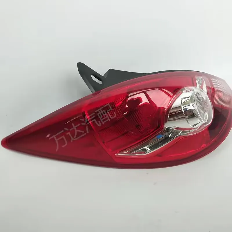 Car Rear Bumper Left Right Tail Light Brake Lamp Brake Light Housing For Nissan Tiida Hatchback 2008 2009 2010