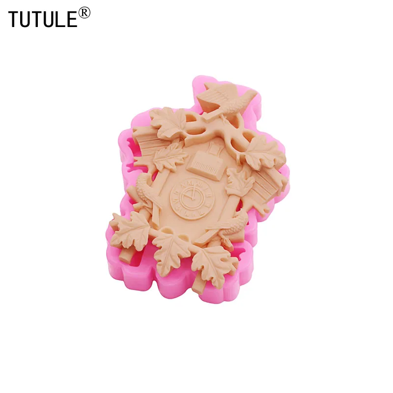 3D cuckoo clock resin Clay decorations Drip Silicone molds Big cuckoo clock keychain Silicone Mold Chocolate fondant Cake Mould