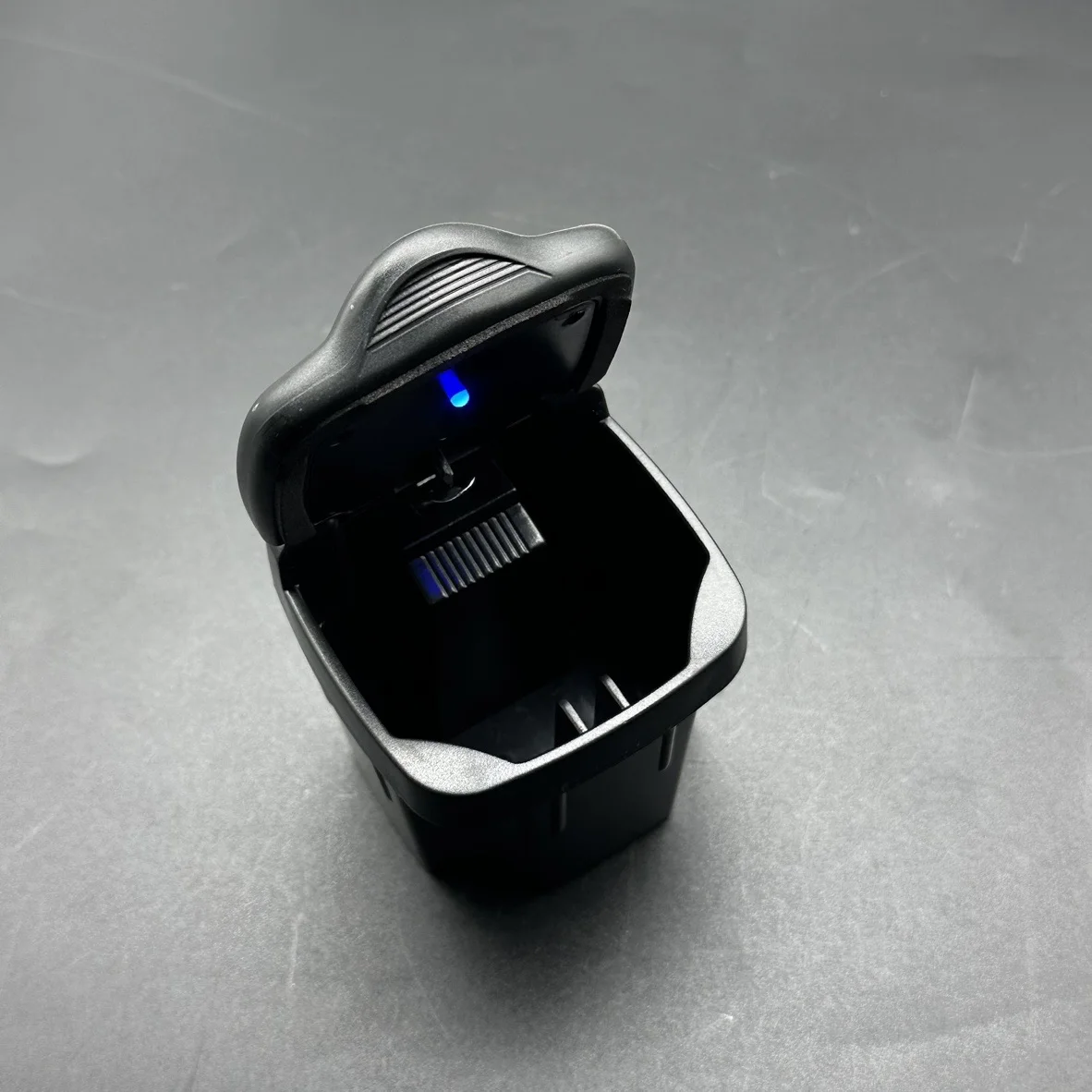 

Новая пепельница для мусора Alto alivio SX4 Swift для Suzuki Vitra S-cross