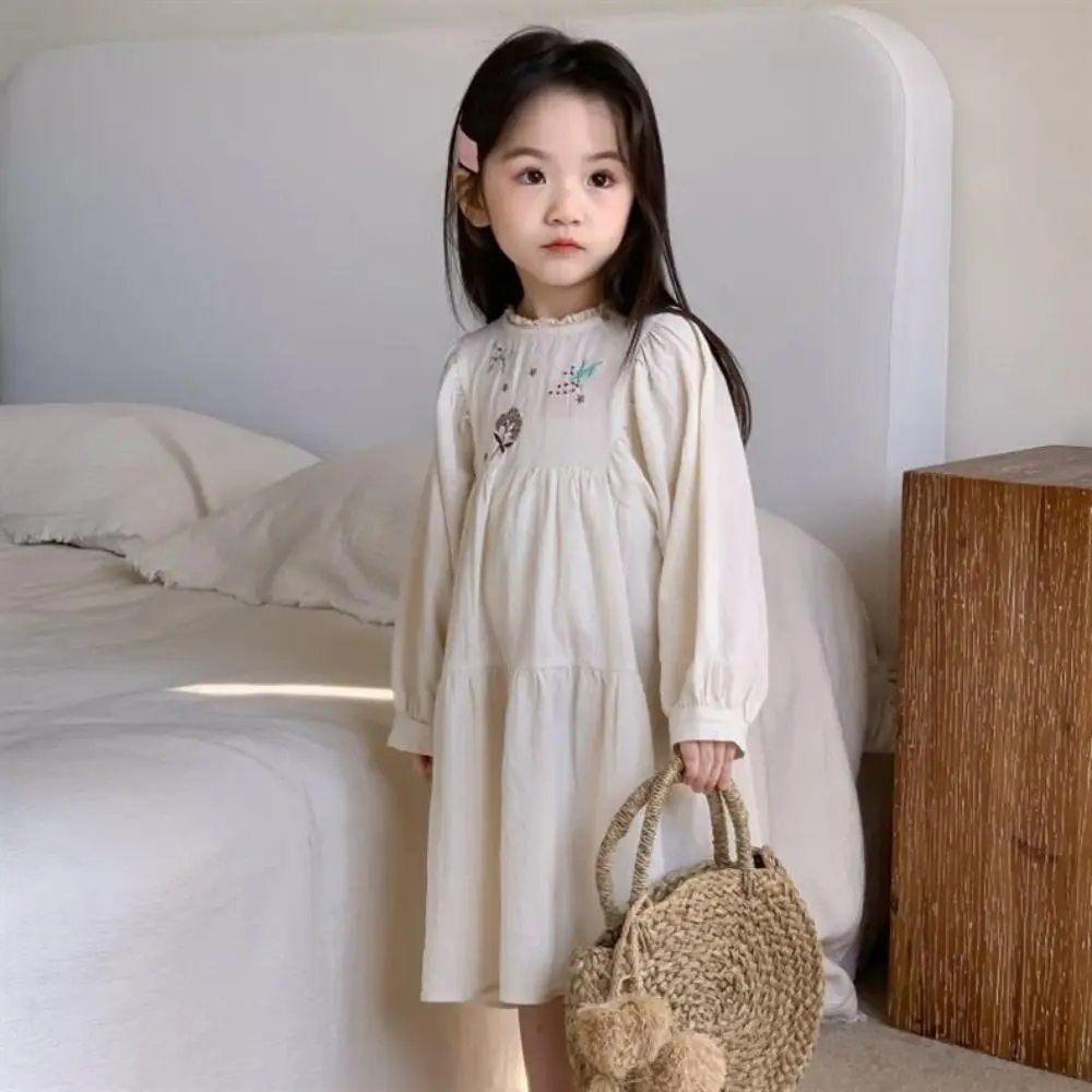 

Embroidered Flowers Lace Princes Dress Loose Pleated Girls Long Dress Sweet Ballet Style Children Long Sleeved Dress Holiday