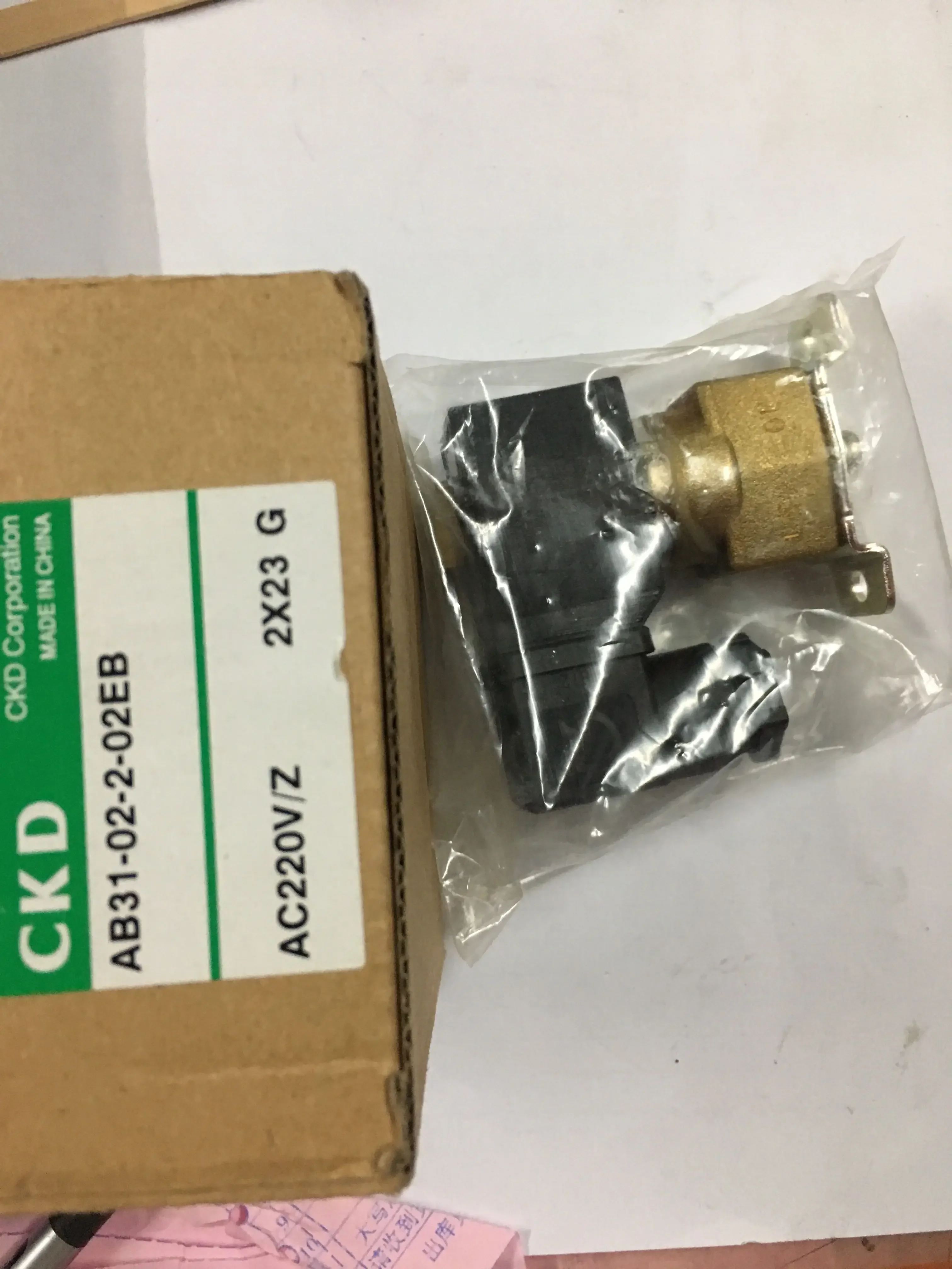

CKD solenoid valve AB31-02-2/1-0/E2EB/03AAC220AC110DC24