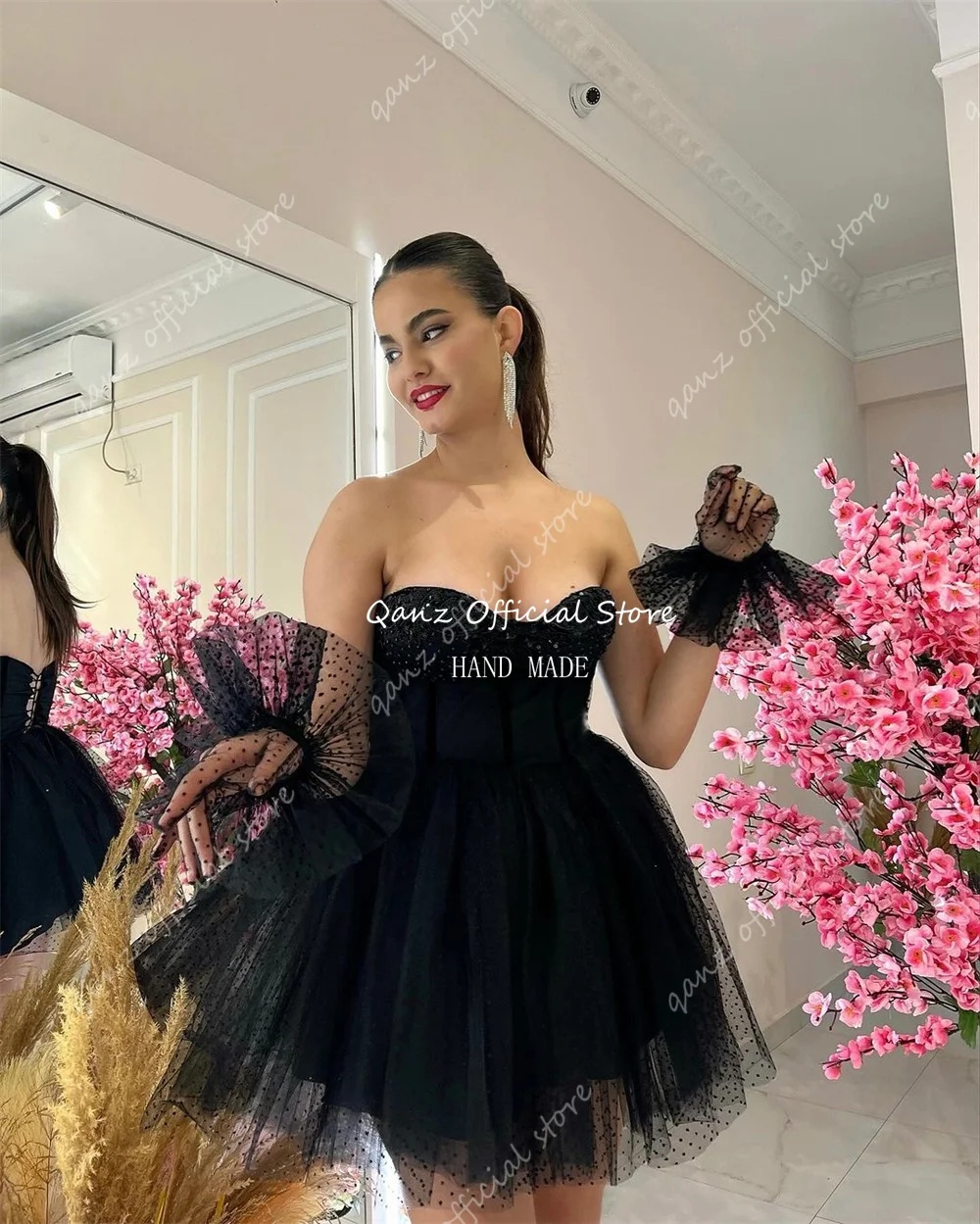 Qanz Black Prom Dresses Lace Up Back Short Tulle Vestidos De Graduación Beadings Vestidos Para Eventos Especiales Customized