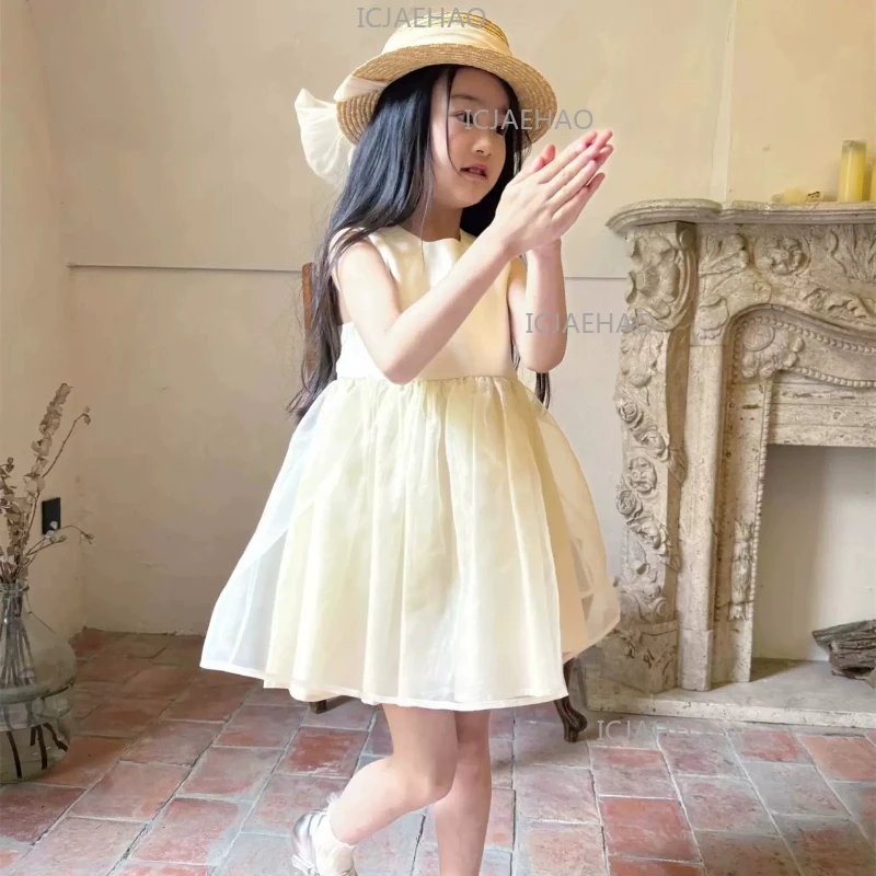 Hand Smocked Children's Dress Vintage White Multi Layer Smocking Dresses Patchwork Girls Sleeveless Formal Pageant Party Outfit