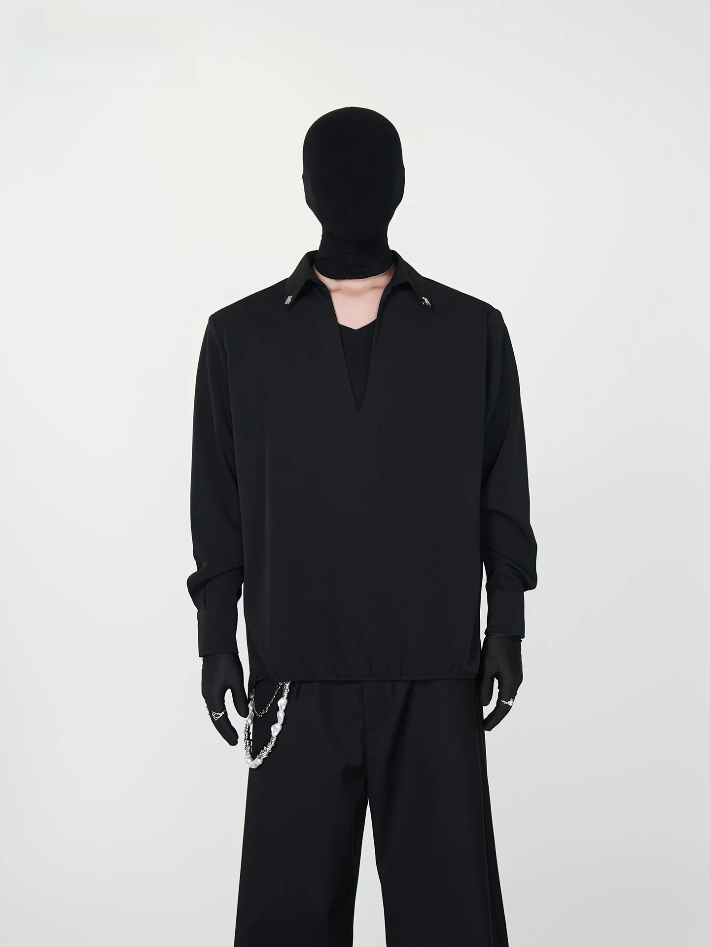 

VE2 Cleanfit Men's Long Sve Deep V Ne Overhead irt Casual Inner Wear Polyester Non-iron Procing Loose Fit Sle