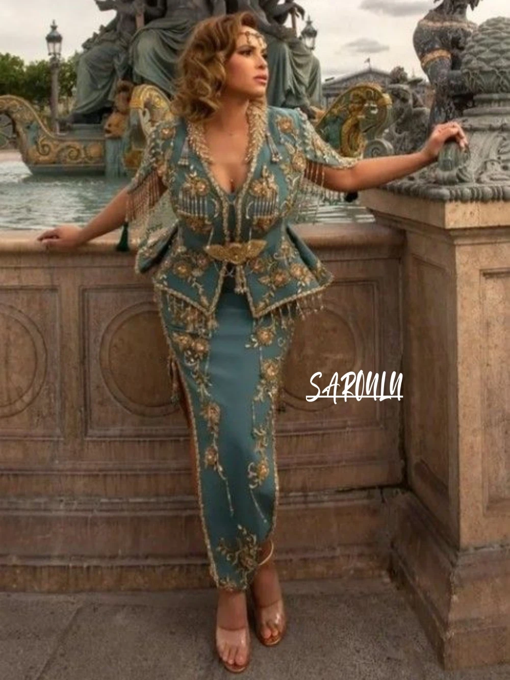 

Elegant V-neck Evening Dresses Algerian Party Kaftan Appliques Beading Dress Vintage Caftan Plus Size Gown Vestidos De Gala