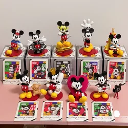 Kawaii Disney  Mickey Searching For Color Series Action Figure  Cute Girl  Pvc Model Guess Bag Doll Desktop Ornament Gift