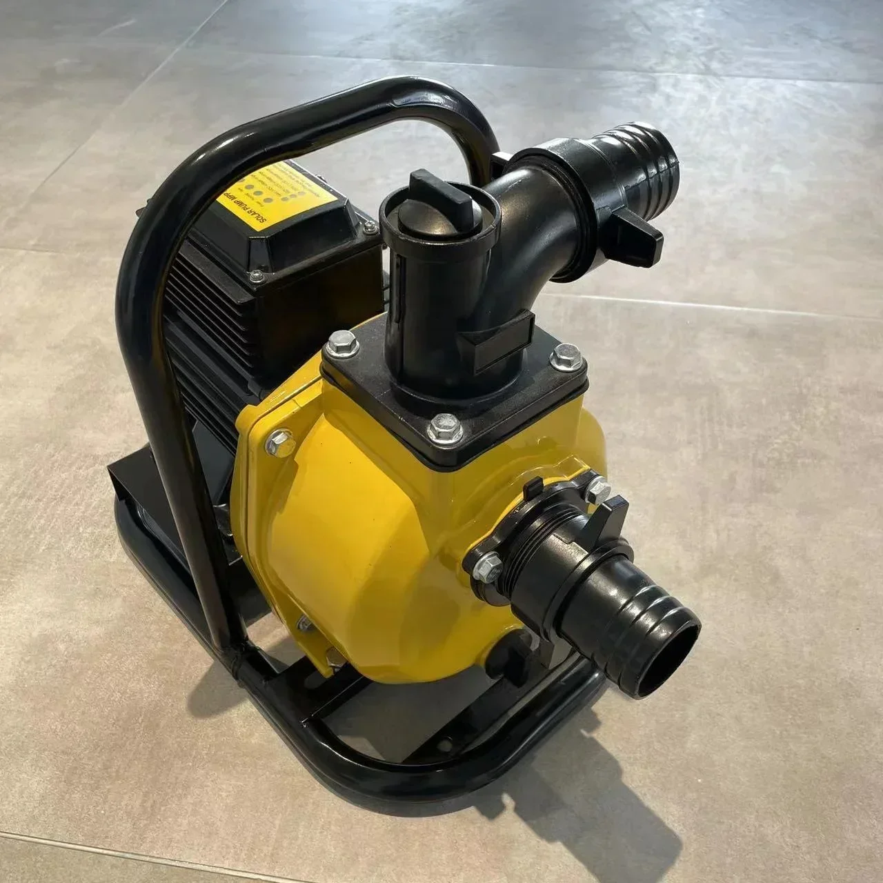 Поверхностный ирригационный водяной насос большой емкости на солнечной энергии для сельскохозяйственных культур