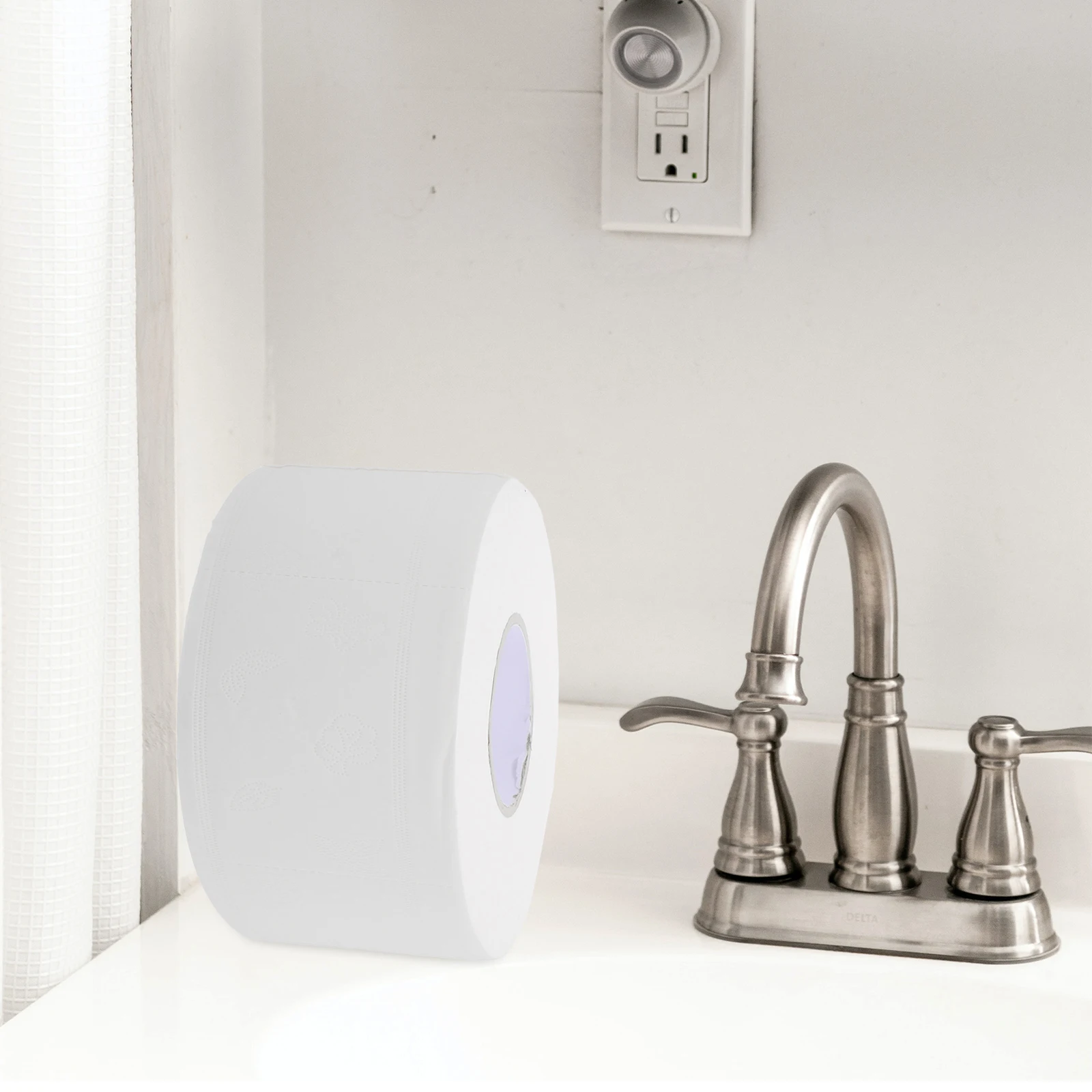 

Commercial Large Rolls Toilet Paper Soft High Durability Perforated White Suitable Hotels Restaurants Home