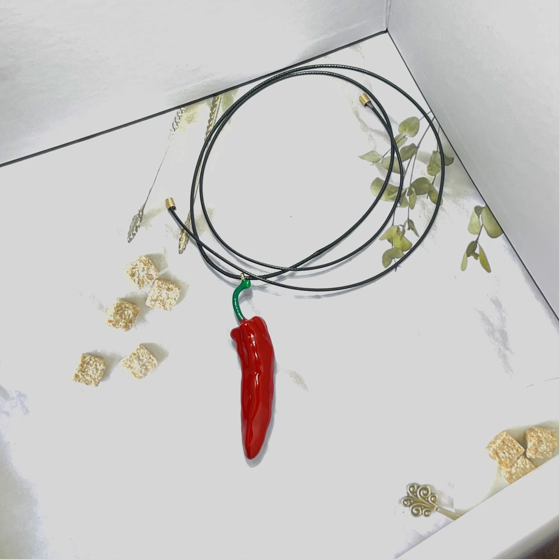 2024 Trend Necklace Red Pepper Pendant Long Rope Chain Necklace for Women Statement Boho Style Fashion Holiday Party Jewelry