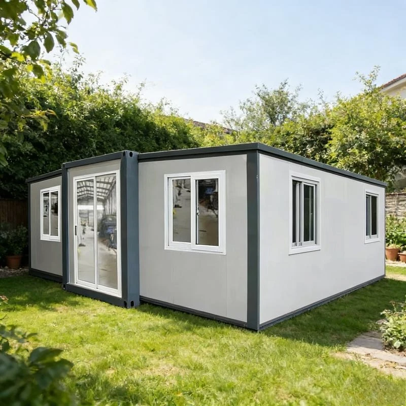 Expandable Folding Container House with 3 Bedrooms, Modern Steel Structure, Luxury Foldable Box House for Living Spaces