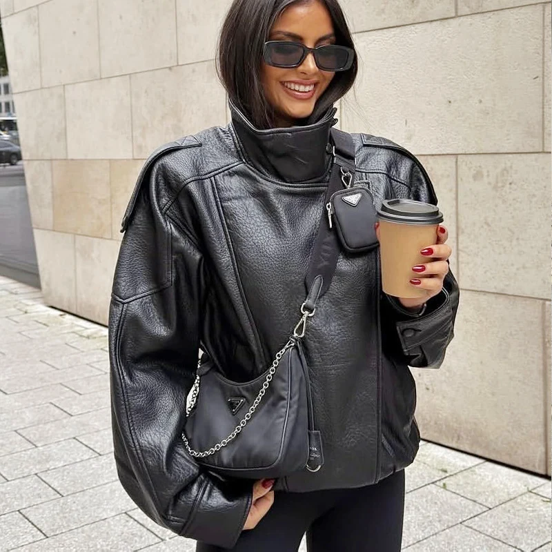 Giacca da donna in ecopelle con cerniera Giacca nera da mezza stagione 2025 Cappotto autunnale Colletto alla coreana da strada Capispalla da locomotiva da donna