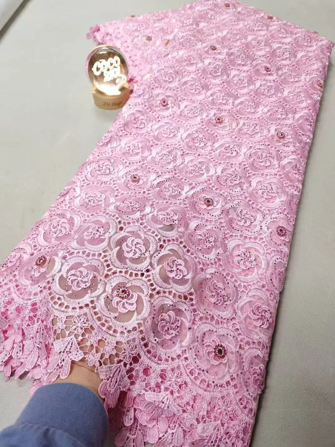 

2025 африканская нигерийская высококачественная кружевная ткань с вышивкой, французский тюль, органза с блестками для свадебных платьев XL161, 5 ярдов