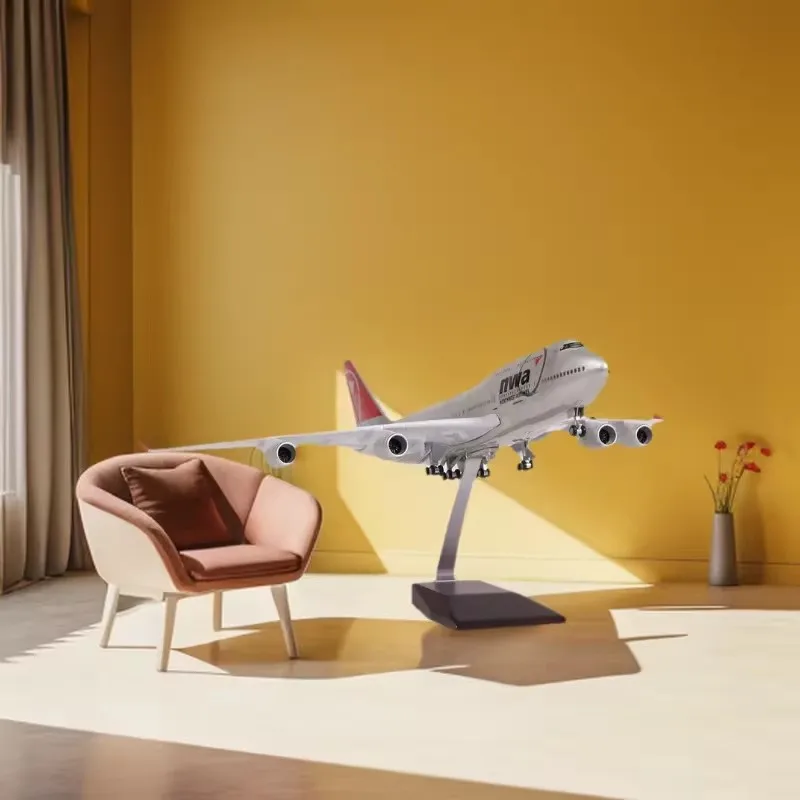 

Новая литая под давлением модель американского Northwest Airlines Boeing 747, полимерный самолет Airbus со световой коллекцией игрушек, украшение для дисплея