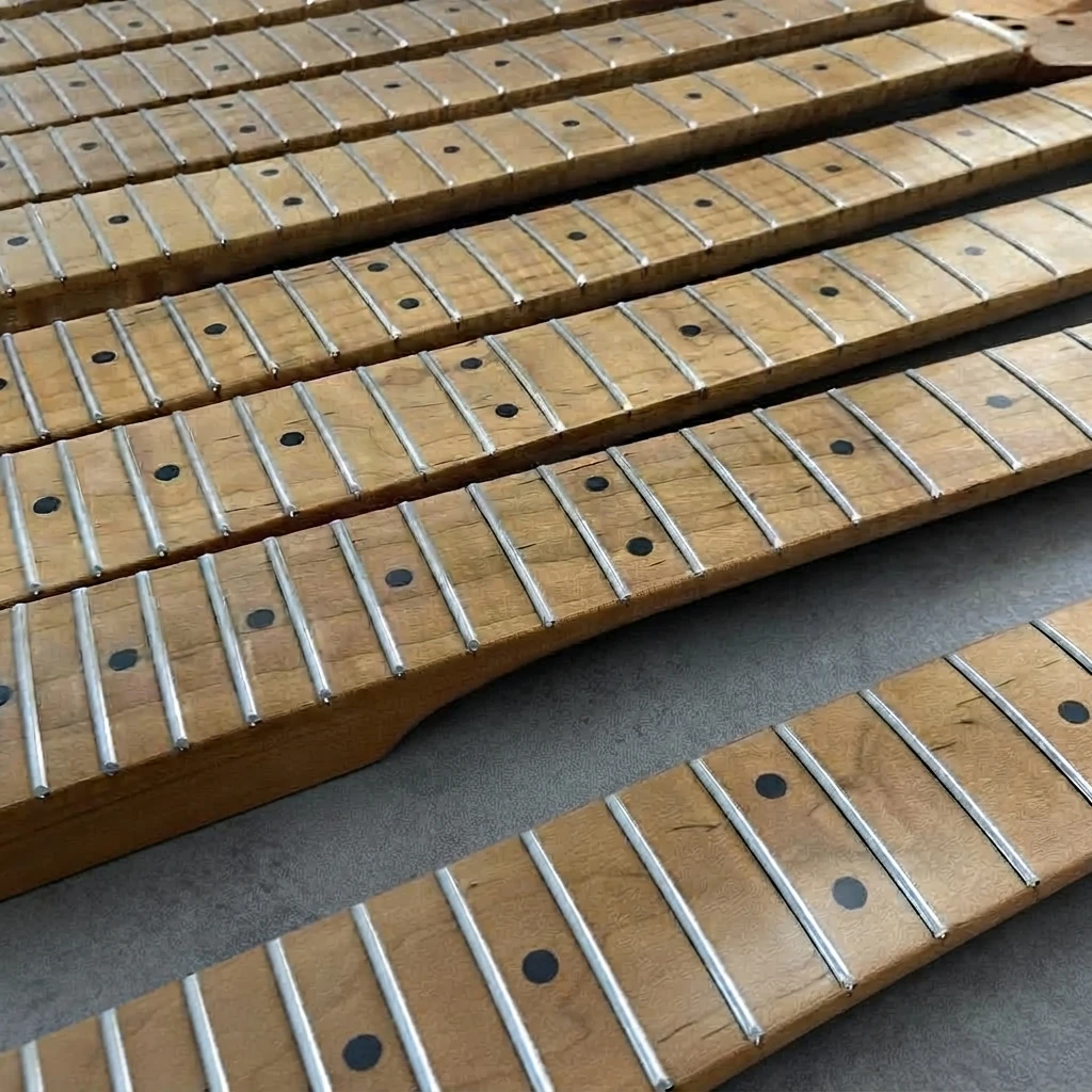 Matte Finish ST Guitar Neck, Flame Pattern, Roasted Fretboard, 22 Frets, Standard Scale, Replacement for ST Style Guitars