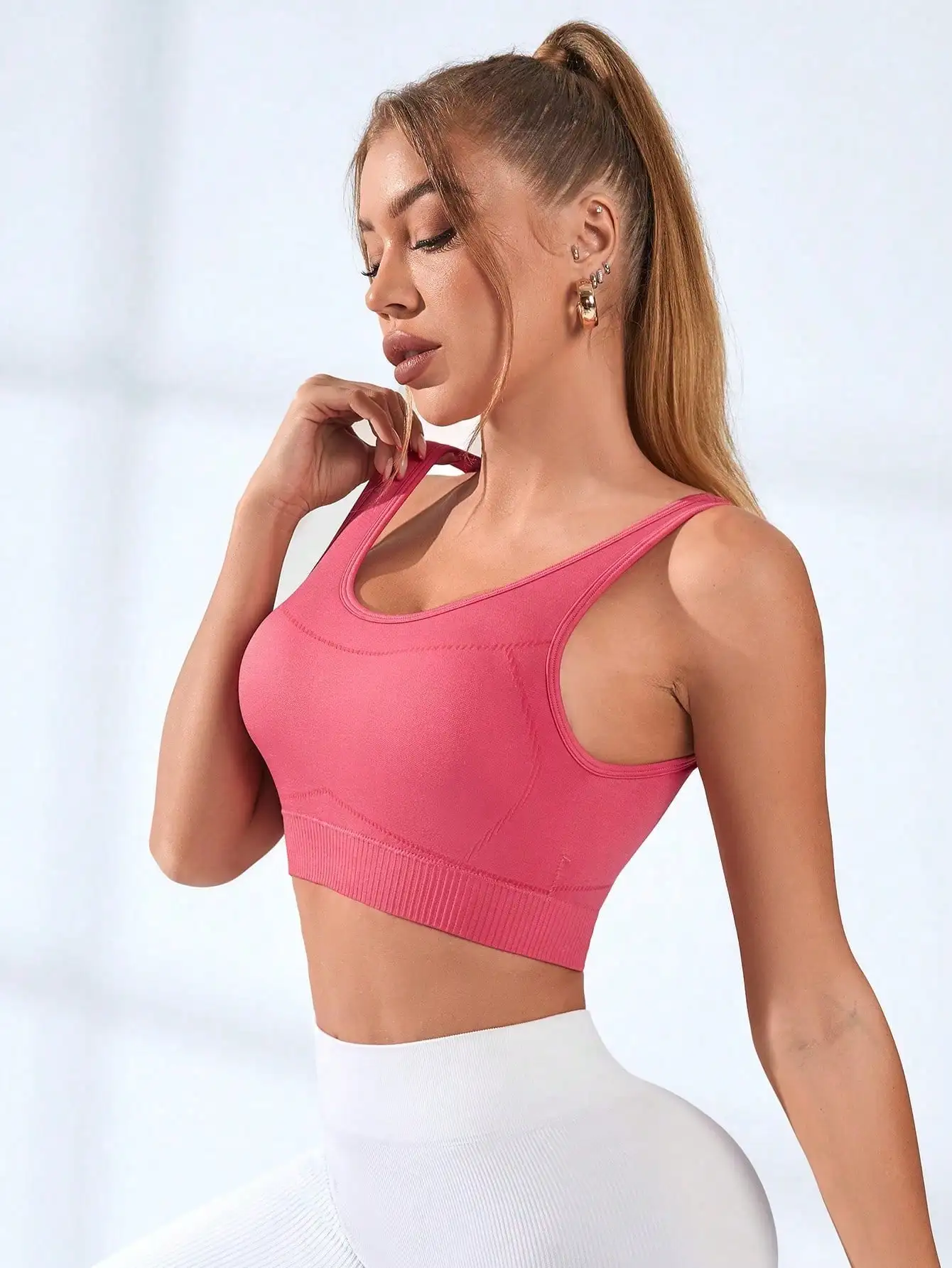 Women's Sports Bra Nova Seamless — Seamless