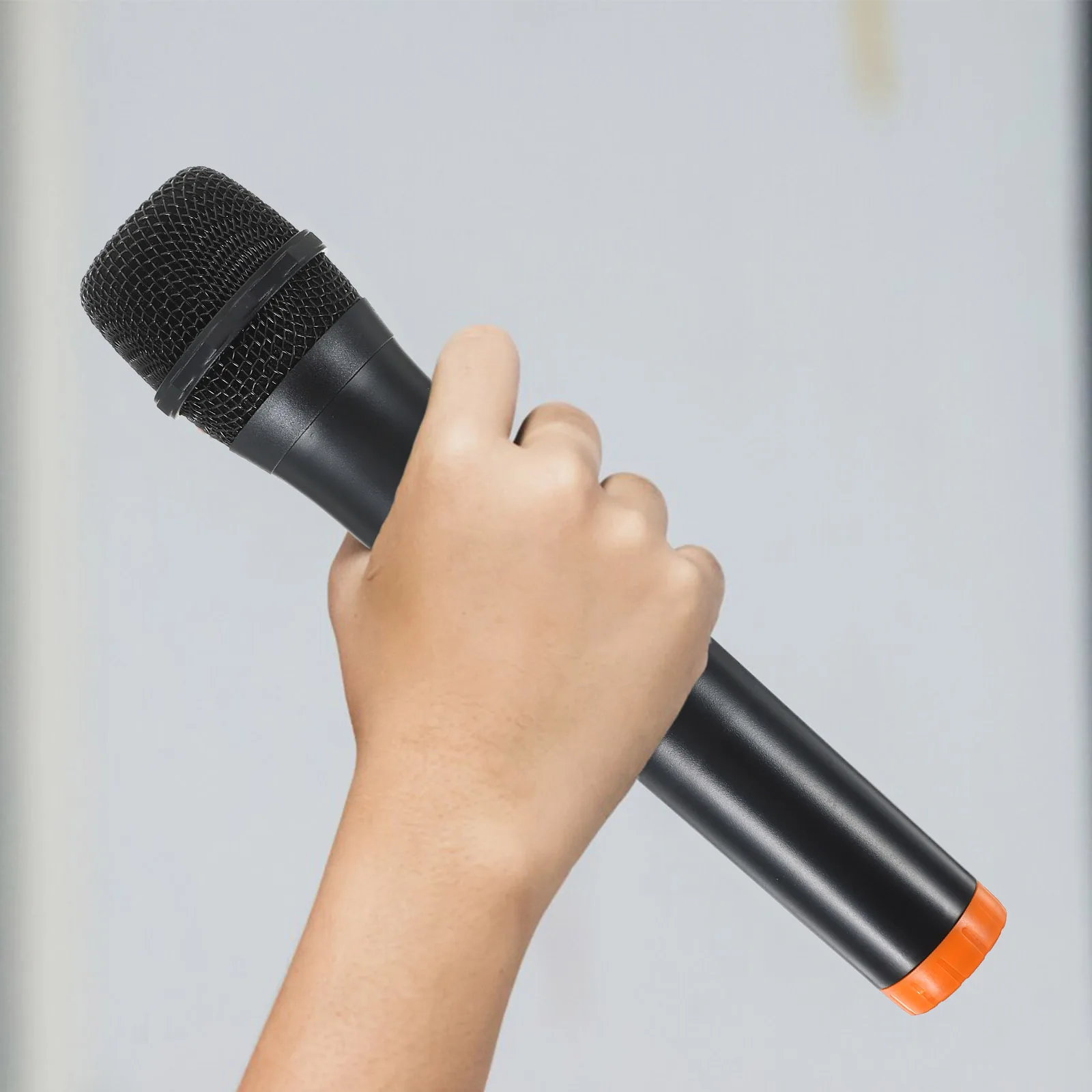 

Professional Wireless Microphone For Karaoke Stage Easy Operation Clear Sound Lightweight Portable Universal Handheld Mic