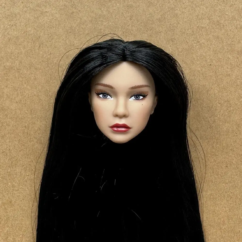 1/6 Maßstab Modellpuppenköpfe mit Maulwurfdetail, mehrfarbige Haaroptionen, braune, weiße, beige Hauttöne für Puppenbau-Sammlerstücke – Detail 11