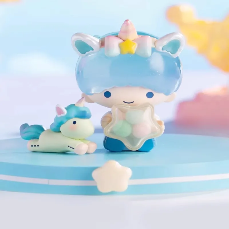 Sanrio Fantasyland caja ciega de dibujos animados lindo Cinnamoroll Kuromi My Melody adorno de escritorio caja sorpresa modelo juguetes regalo de vacaciones