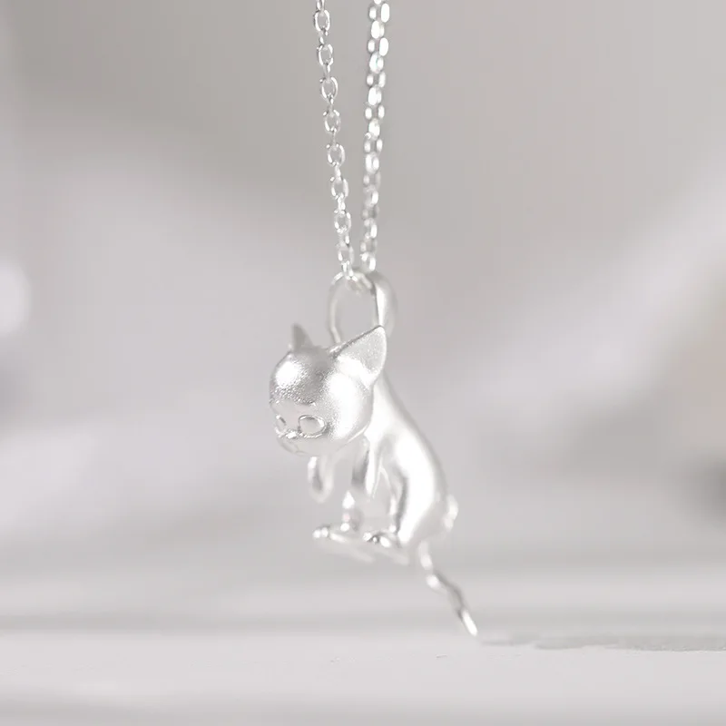

3D Cat Design Silver Necklace Delicate Pet Inspired Pendant Unique Cute Animal Adorable Kitten Shaped Charm Jewelry for Women