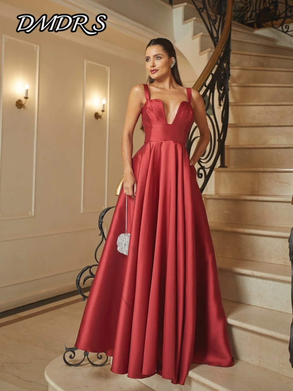 

DMDRS Вечернее платье на тонких бретельках Вечернее платье без рукавов Классическое элегантное вечернее платье трапециевидной формы с v-образным вырезом длиной до пола فساتين سهرة