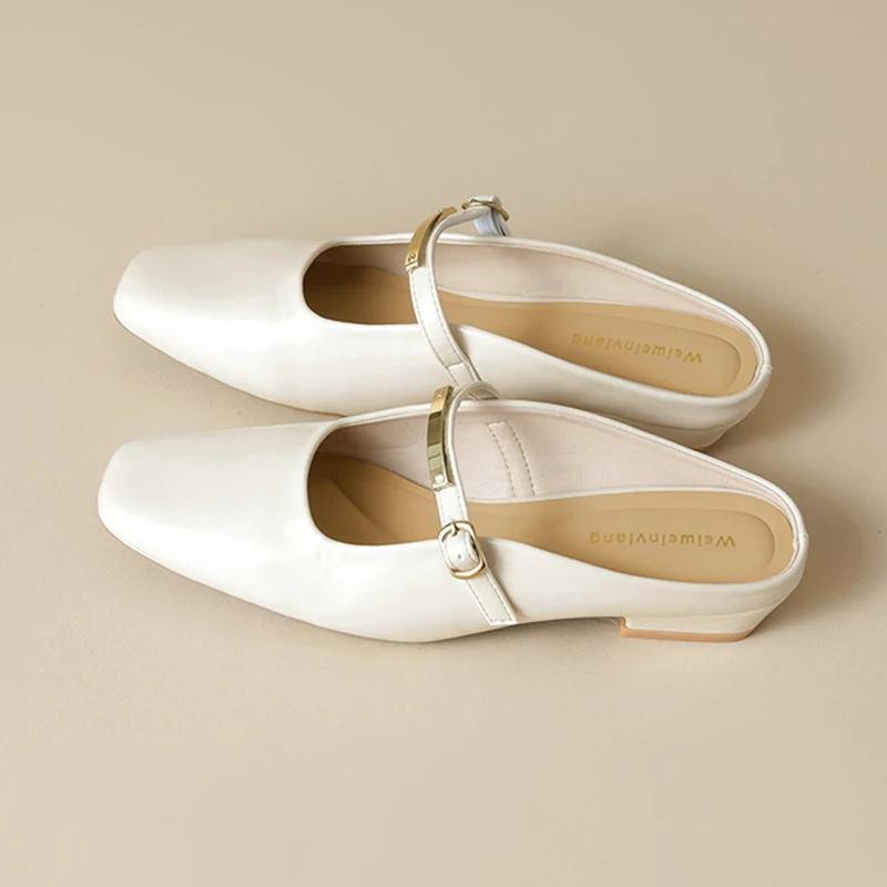 

Модные сабо, женская обувь, роскошные тапочки с закрытым носком, босоножки на массивном каблуке с пряжкой, большие размеры, без шнуровки, неглубокие шлепанцы, абрикосовое серебро