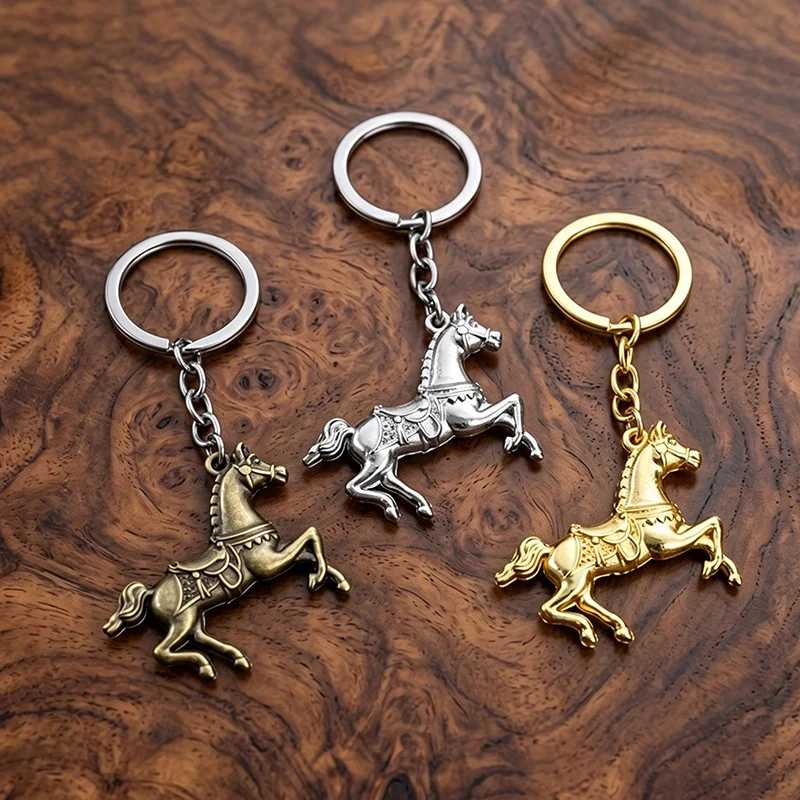 New Fashion 3D Three-dimensional Metal War-horse Keychain Backpack Pendant Keyring Personalization Badge Key Chain Ring Gift