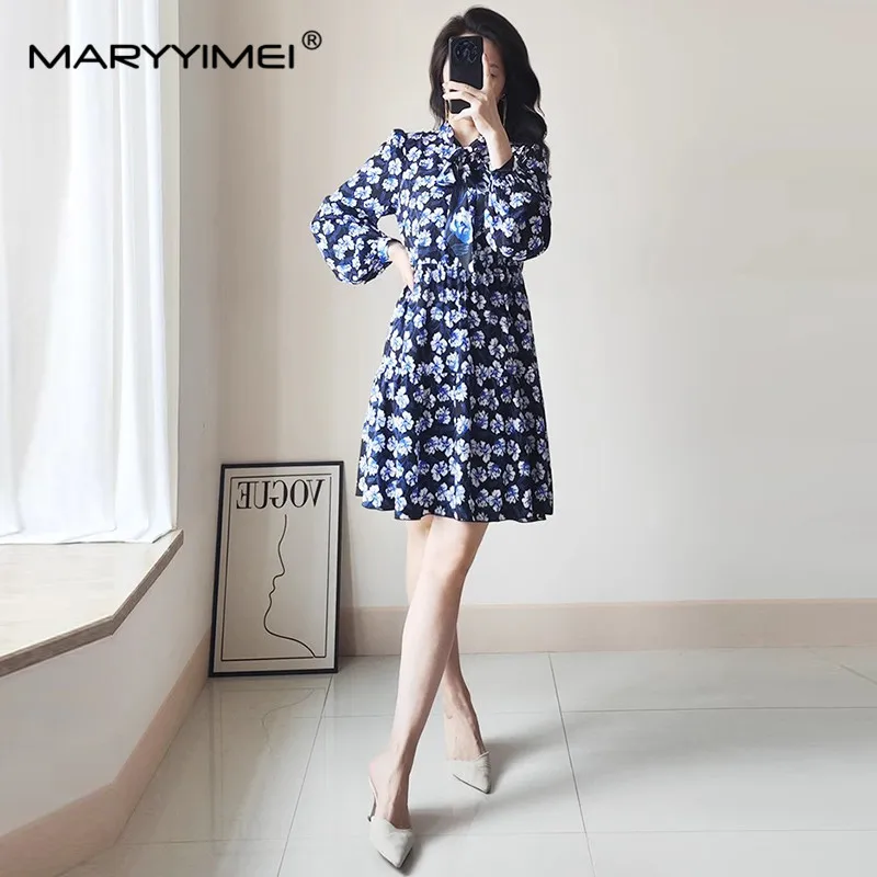 MARYYIMEI Fashion Women's 2024 Spring White Hibiscus Flower Printed Scarf Collar Long-Sleeved Loose Elegant Vintage Dress